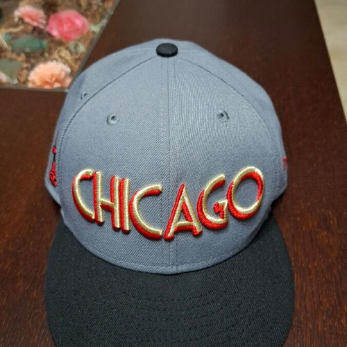 New Era Chicago Bulls Jockey Hat NBA 9FIFTY like new, grey