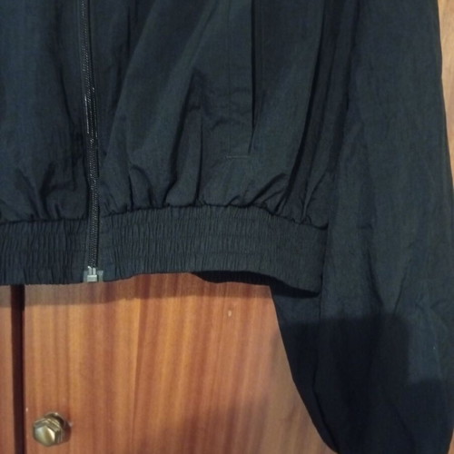 Adidas unisex jacket size M like new, black