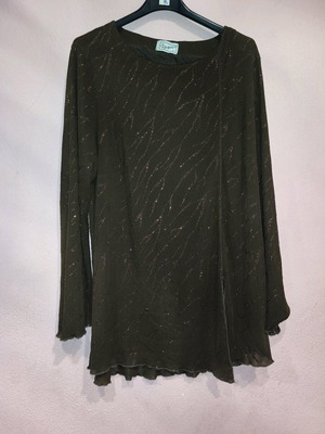 Brown blouse with rose gold details like new