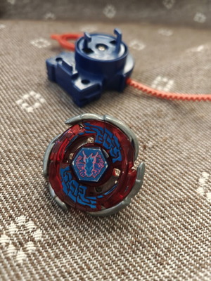 Beyblade Metal Fusion Hasbro like new with launcher and key