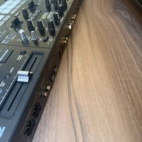 Pioneer DJ DDJ-REV7 controller and DJ Bag K-Max Plus MK2 new