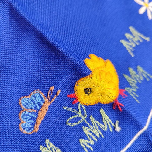 Blue Easter scarf like new, 85 x 85 cm