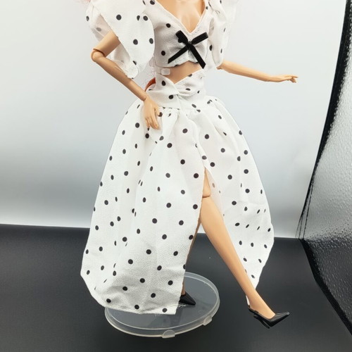 Doll fashion clothing set like new, skirt, blouse and shoes