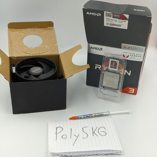 AMD Ryzen 3 2200G with Radeon Vega 8 graphics like new, includes cooler and thermal paste