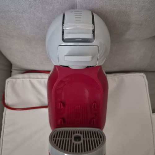 Nescafé Dolce Gusto Mini Me Krups coffee machine used
