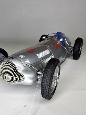 Metal model Mercedes Benz W154 1938 #26 Frankreich 1:18 new