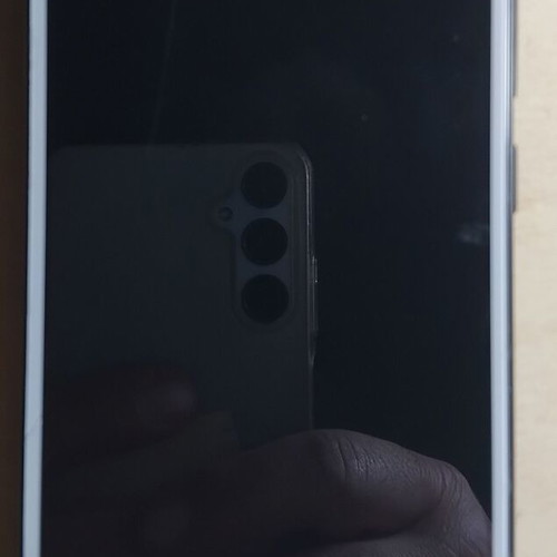 Xiaomi Redmi 4x MAG-138 used with cracked screen glass