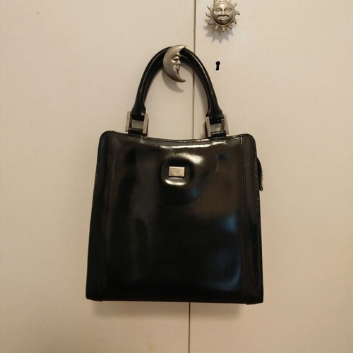 Leather handbag black like new