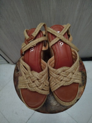 Migato platform sandals used, size 36, beige