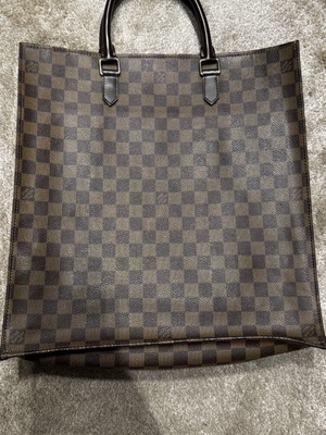 Louis Vuitton handbag like new, brown