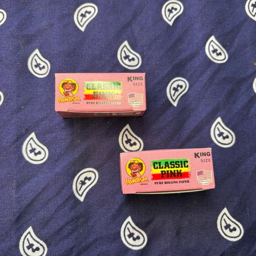 HoneyPuff Classic Pink Roll 3 Meter King Size new, pink color