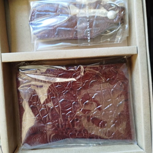 Lapel leather accessories set new with wallet and key holder