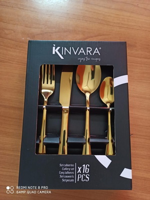 Cutlery set 16 pieces gold new in box