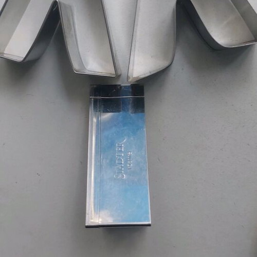 Metal cookie cutters set for biscuits and fondant like new