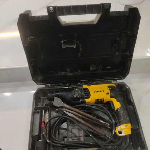 Dewalt D25133K rotary hammer drill with SDS Plus used