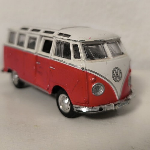Maisto Volkswagen Van Samba miniature scale 1/40 like new