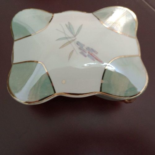 Vintage fondant dish used, 1960s, with lid and feet