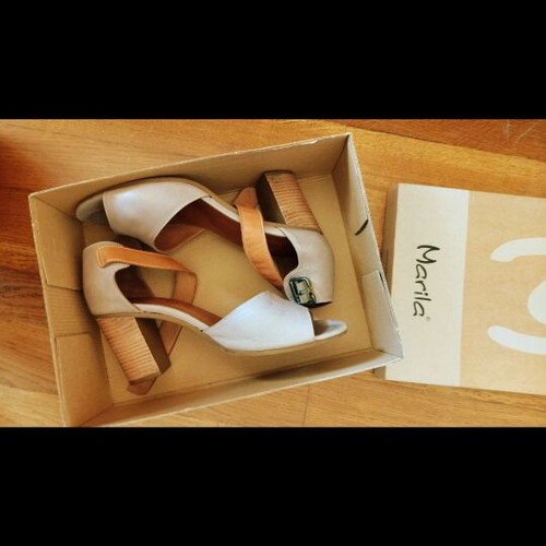 Marila Footwear leather sandal size 40 like new, beige