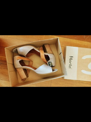 Marila Footwear leather sandal size 40 like new, beige