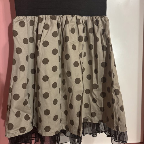 Beige dress with polka dots size S like new, sleeveless with black belt