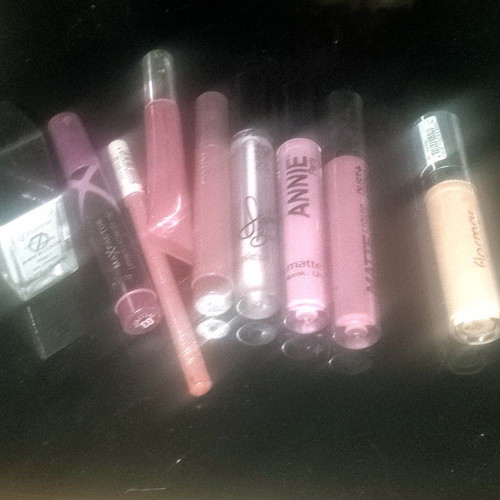 Makeup used from Max Factor, Givenchy, Shefora cosmetics