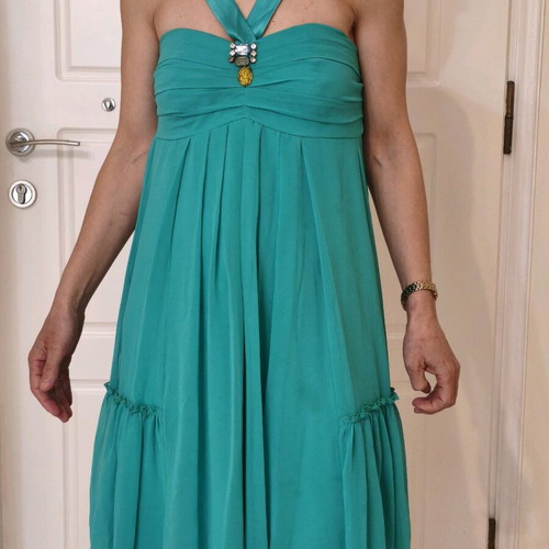 Veraman dress On Line like new with crystals, size M 38 10