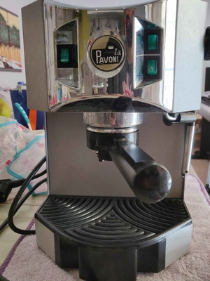 La Pavoni Eurobar μηχανή espresso μεταχειρισμένη με παρελκόμενα