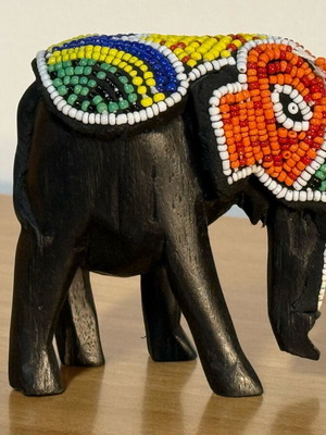 Wooden elephant decoration like new, 9cm
