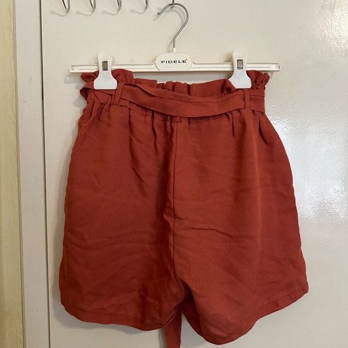 Shorts with pockets