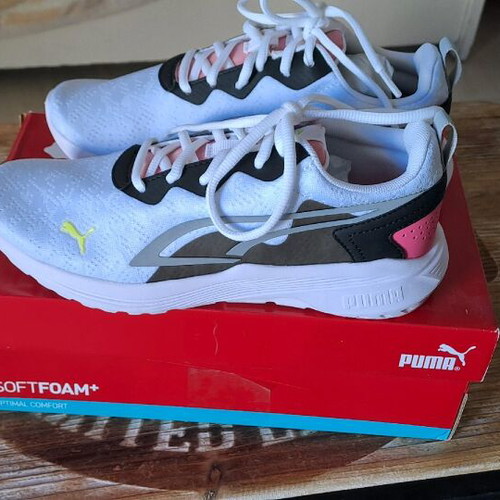 Puma sneakers size 36 new, white multicolor