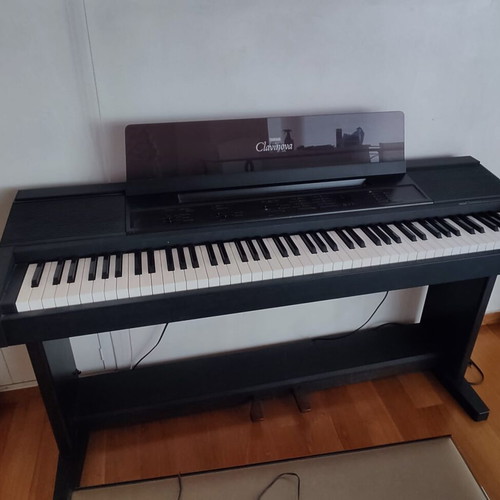 Yamaha Clavinova CVP6 piano like new