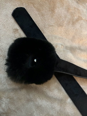 Fur belt used, black with buckle, length 1.09m