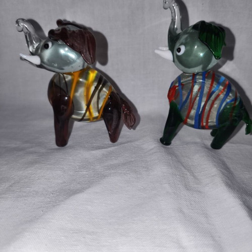 Vintage glass elephant set, like new, Murano style, 9 cm
