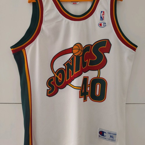 NBA Seattle Supersonics Shawn Kemp jersey used, size XL, rare white