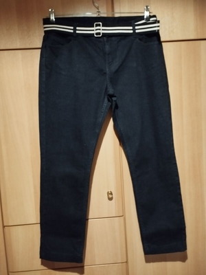 Marks & Spencer jeans with belt like new, blue, size M