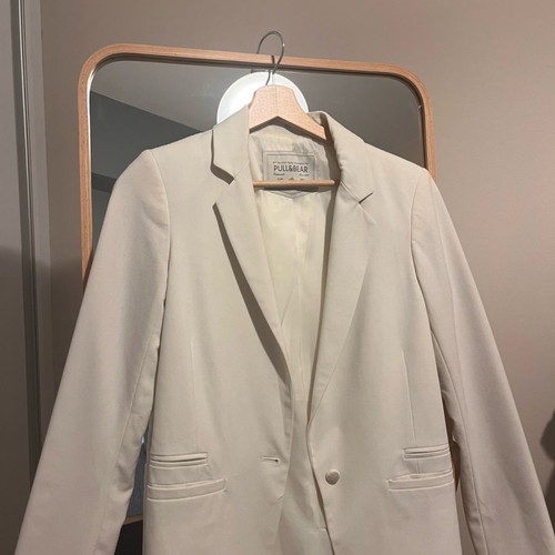 Pull n Bear ecru jacket used, size small