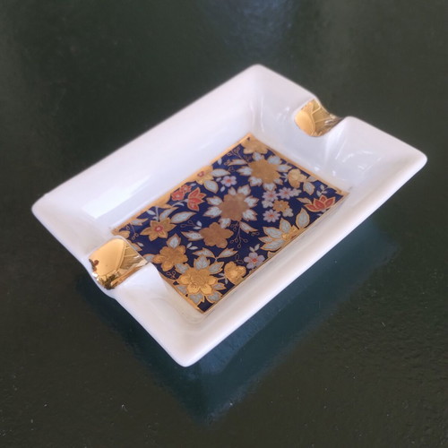 Porcelain ashtrays set of 2 with intricate blue and gold decoration