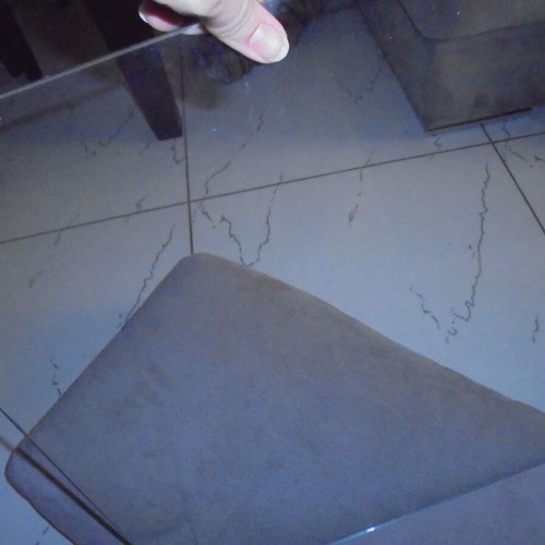 Glass like new, cut 44x53x0.5 cm, 2 pieces with rounded edges