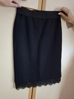 Black skirt like new, size S, excellent condition