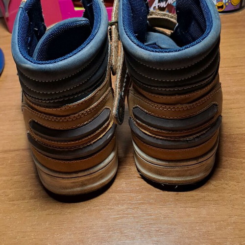 Boys' boots used, size 32, brown