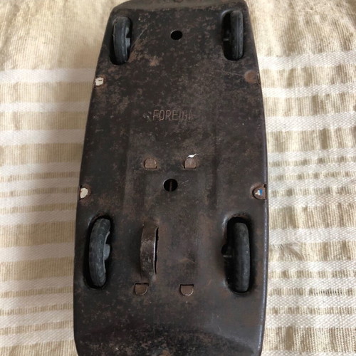 Tin pull toy taxi used, length 16cm