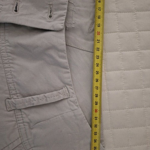 JustB gray capri pants size M like new