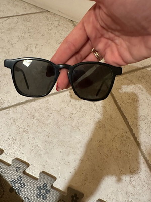 Γυαλιά ηλίου unisex Retrosuperfuture μαύρα, μεταχειρισμένα με φθορές