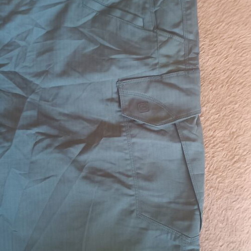 5.11 Tactical Bermuda Size 44 like new, green