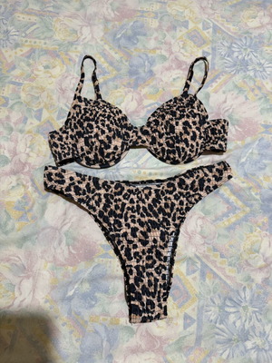 Leopard Print Bikini Set XL like new