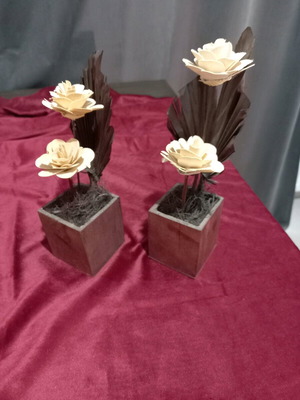 Wooden decorative flower pots like new, set of 2 pieces