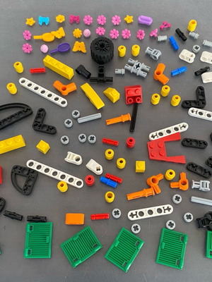 Lego used, pack of 120 pieces with instructions