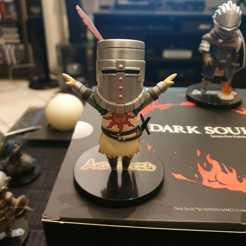 Dark Souls figures set 6 pcs like new with master carton Bandai Namco
