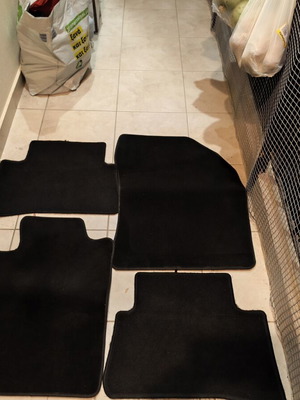 Toyota car mats like new for Chr Yaris Auris