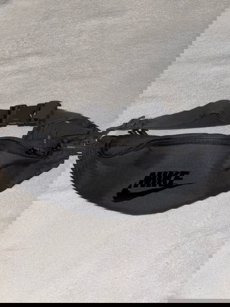 τσαντακι nike
